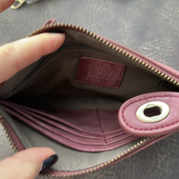 Distressed Mauve Crossbody - Picture 3 of 7